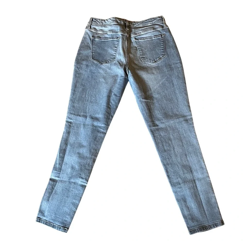 Mossimo Mid Rise Skinny Jeans Womens 31 Light Wash Button Fly‎ Patch Pocket Blue